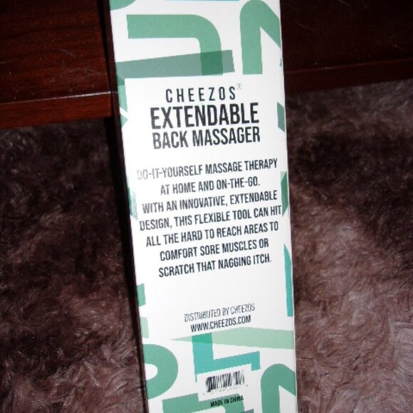 Cheezos Extendable Manual Back Massager New - Picture 2 of 3